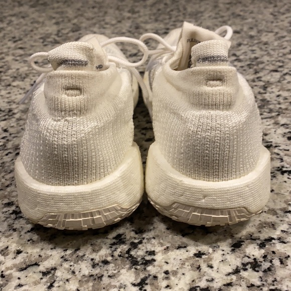 Adidas Pulse Boost HD -White and Gray - Picture 5 of 15